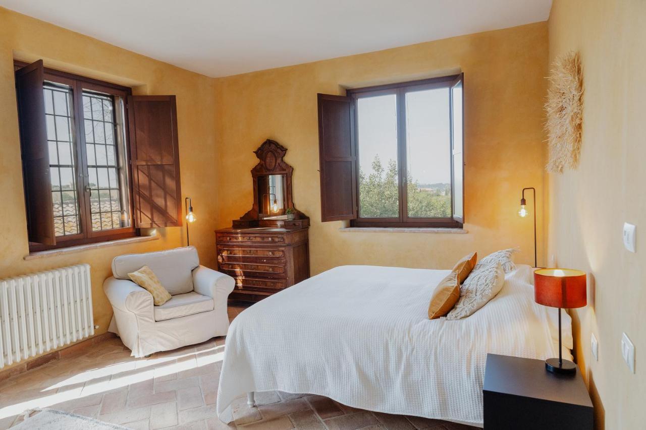 Agriturismo Qui Voglio Monte Roberto Ngoại thất bức ảnh