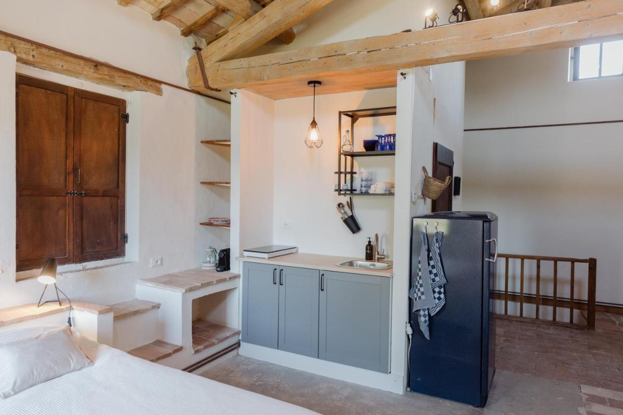 Agriturismo Qui Voglio Monte Roberto Ngoại thất bức ảnh