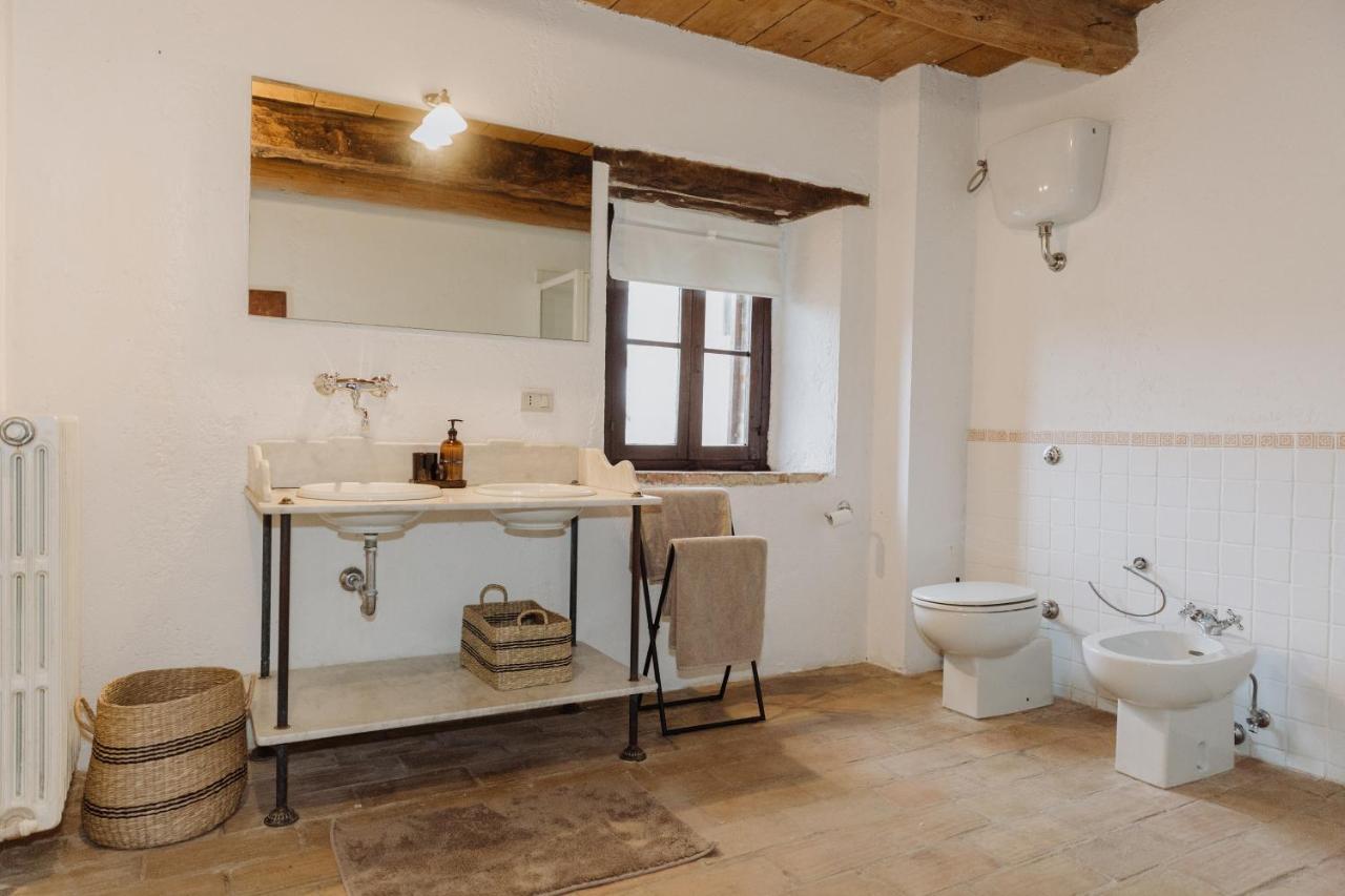 Agriturismo Qui Voglio Monte Roberto Ngoại thất bức ảnh