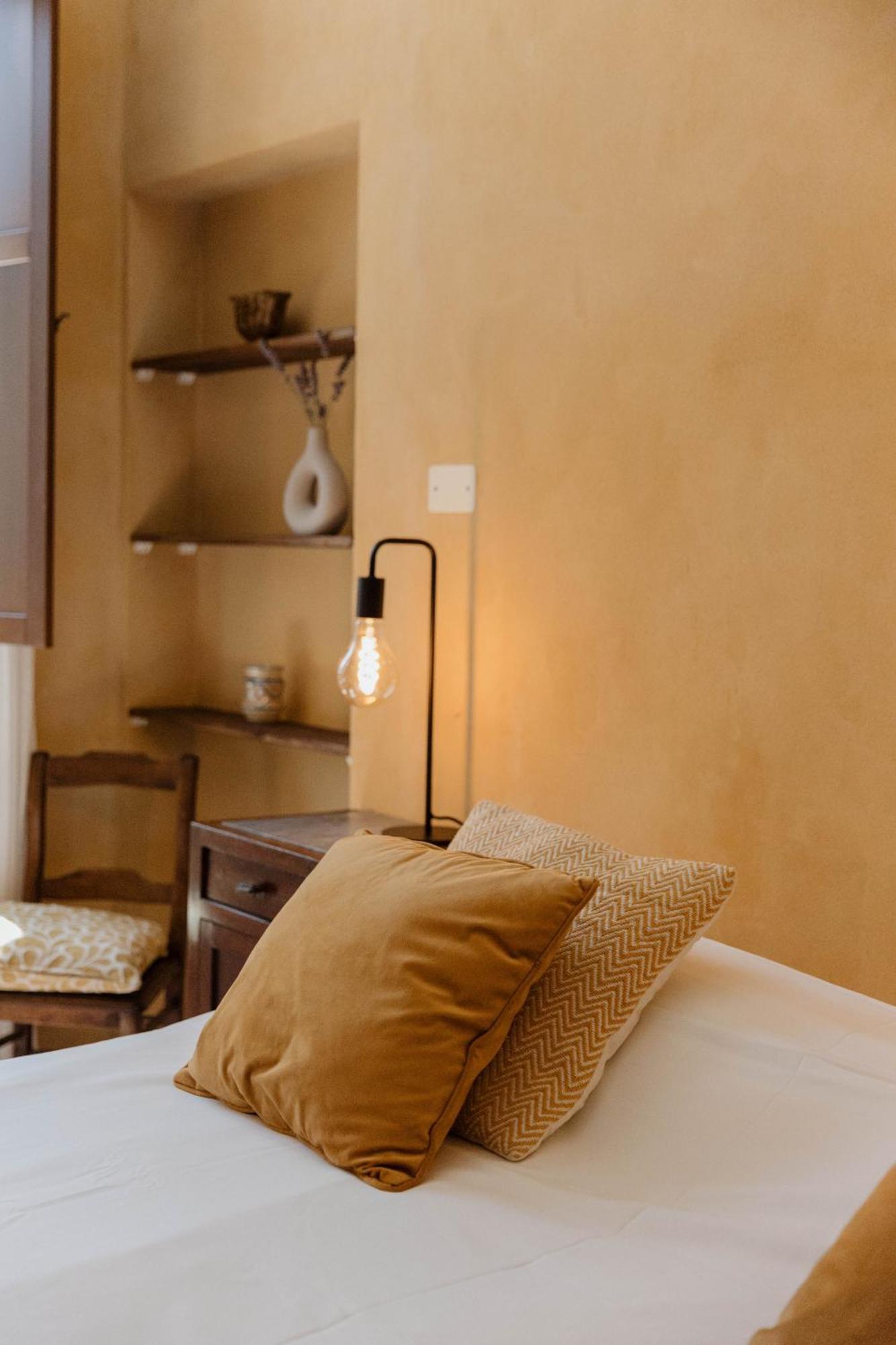 Agriturismo Qui Voglio Monte Roberto Ngoại thất bức ảnh