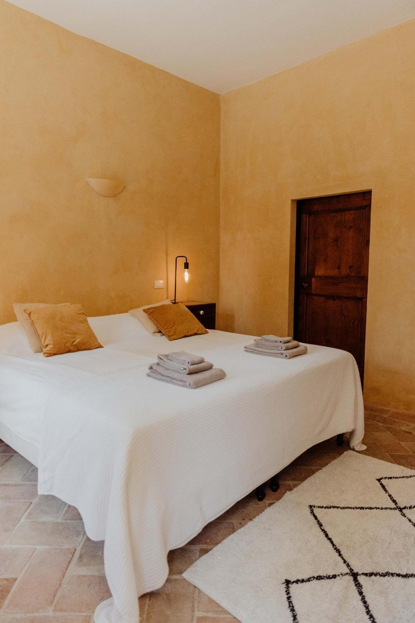 Agriturismo Qui Voglio Monte Roberto Ngoại thất bức ảnh